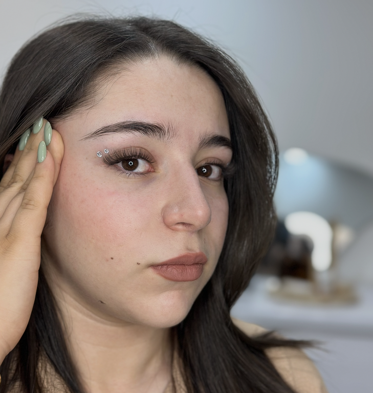 اکستنشن مژه با رویا